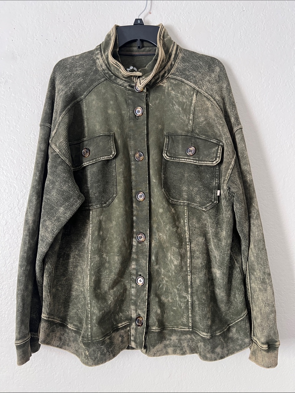 EUC PILCRO Relaxed Shirt Jacket Button Down Olive Distressed 100% Cotton L - Picture 5 of 16